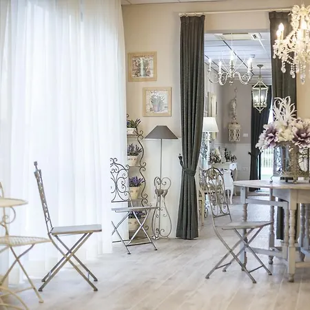 ホテル Ronchi チェルヴィア