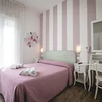 Hotel Ronchi 3*