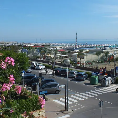 Hotel Ronchi 3*